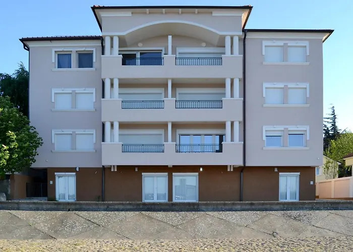 Danubiana Lejlighed *